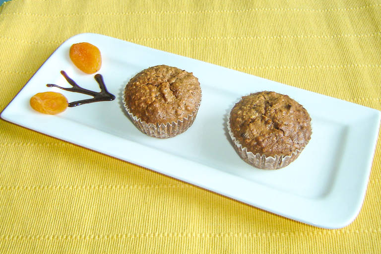 Čokoladni muffini z marelicami